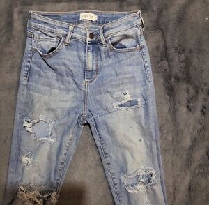 Cello Women's Light Blue Distressed/Painted Skinny Jeans